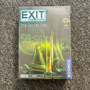 Exit the Game: The Secret Lab